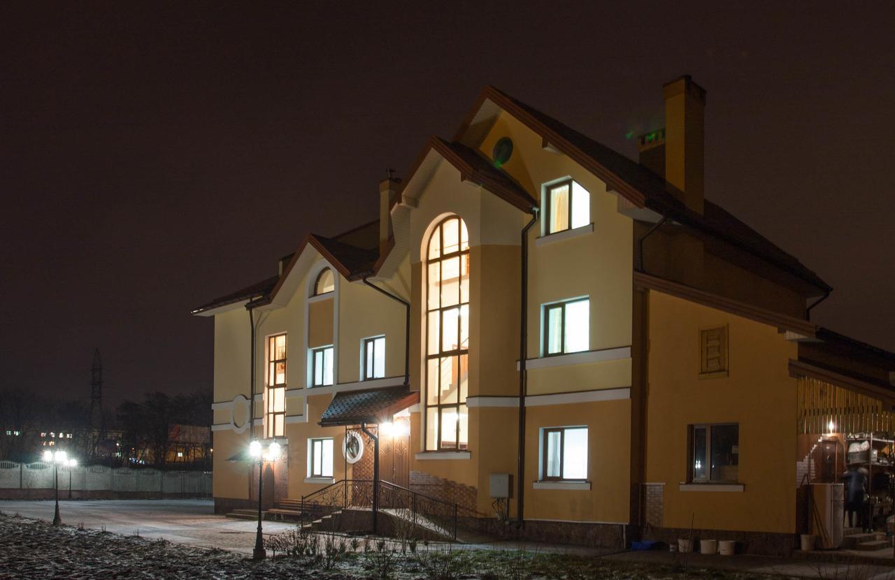 Alekselena Hotel Malekhuv Eksteriør billede