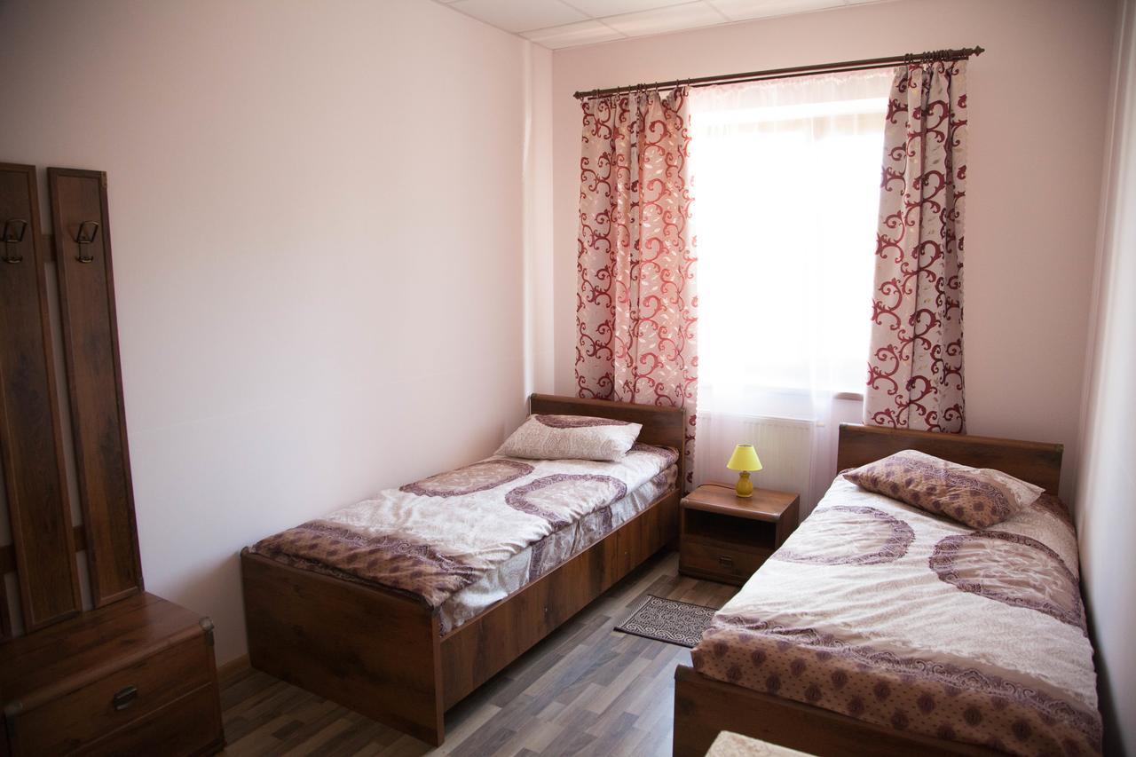 Alekselena Hotel Malekhuv Eksteriør billede